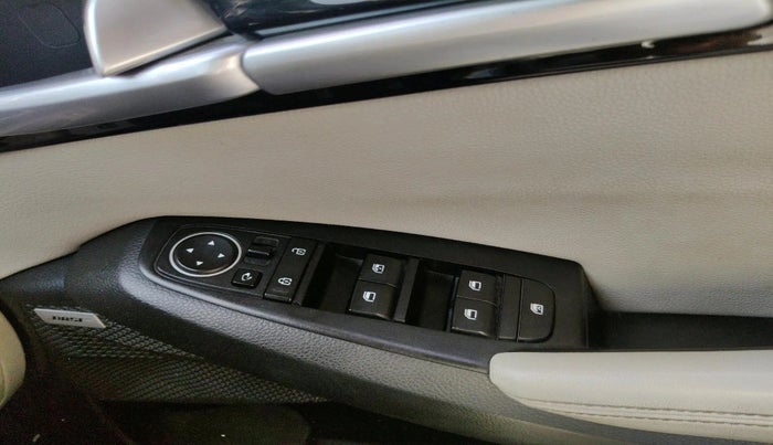 2019 KIA SELTOS HTX PLUS AT1.5 DIESEL, Diesel, Automatic, 1,31,182 km, interior