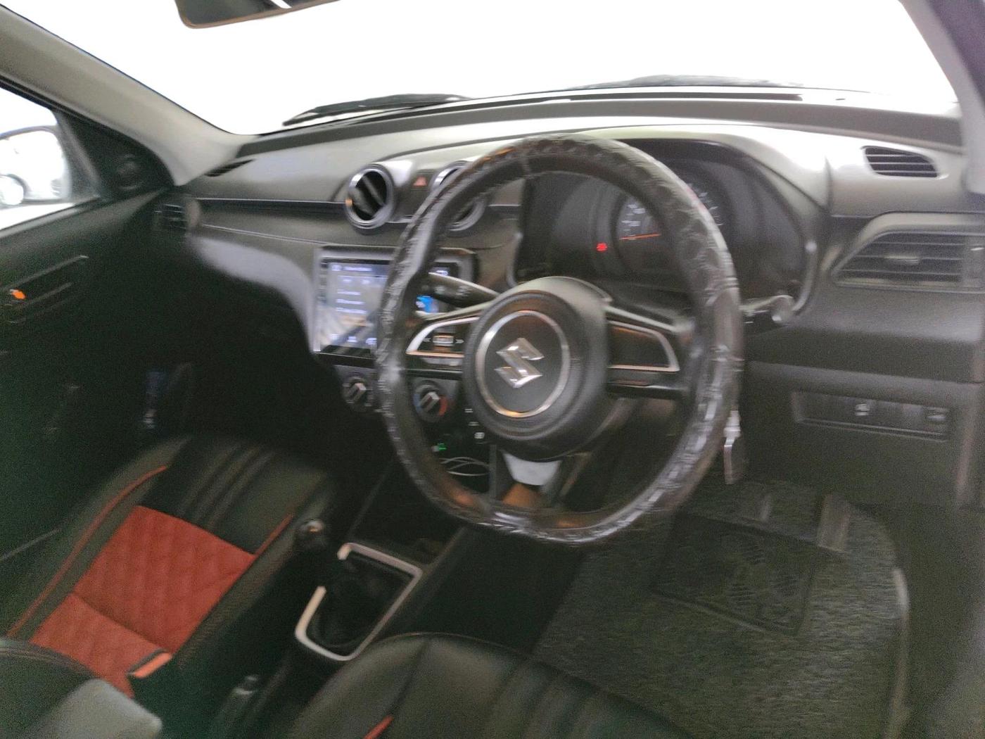 2021 Maruti Swift LXI, Petrol, Manual, 57,810 km, interior