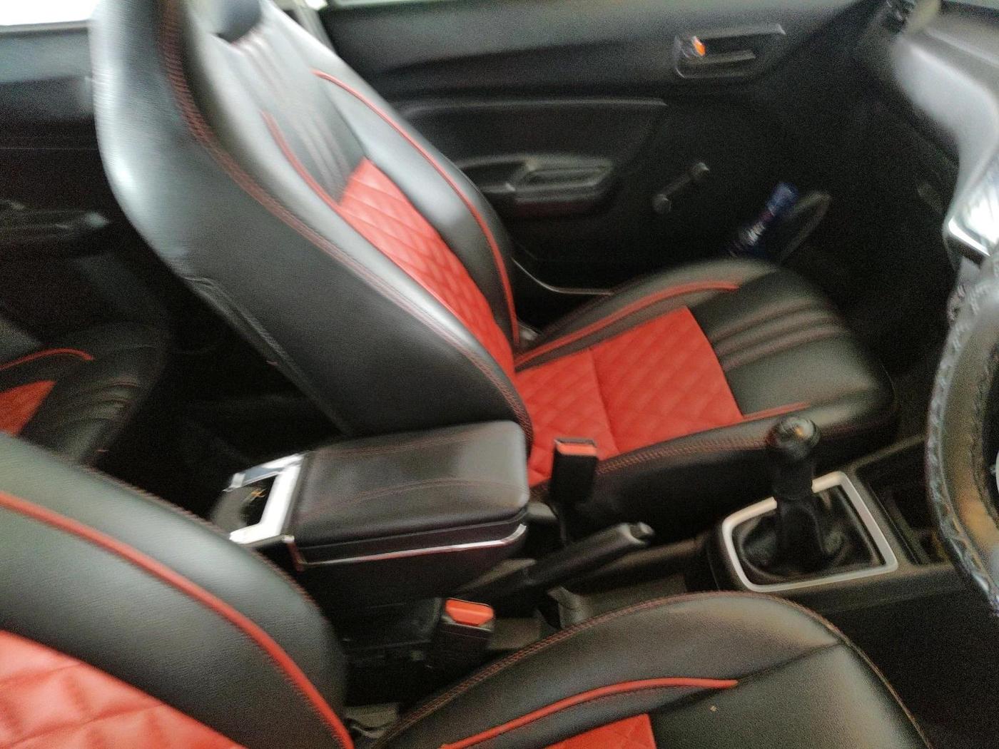 2021 Maruti Swift LXI, Petrol, Manual, 57,810 km, interior