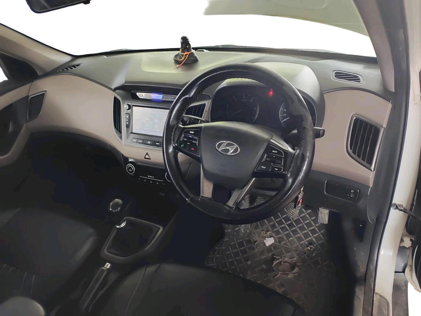 2016 Hyundai Creta SX 1.6 DIESEL, Diesel, Manual, 1,44,131 km, interior
