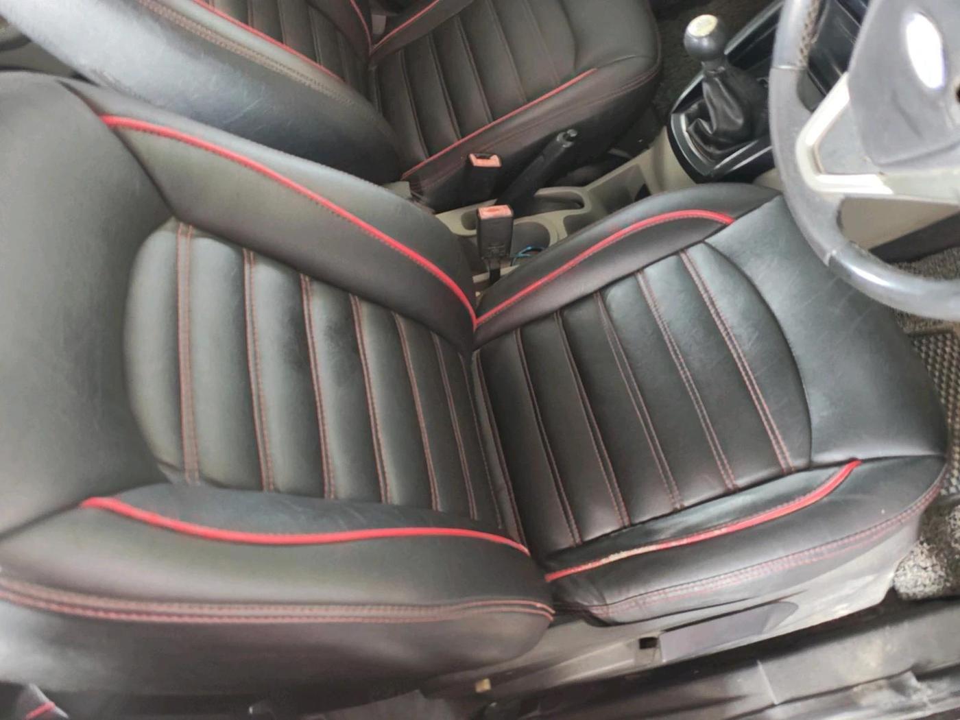 2014 Ford Ecosport AMBIENTE 1.5L DIESEL, Diesel, Manual, 1,10,958 km, interior