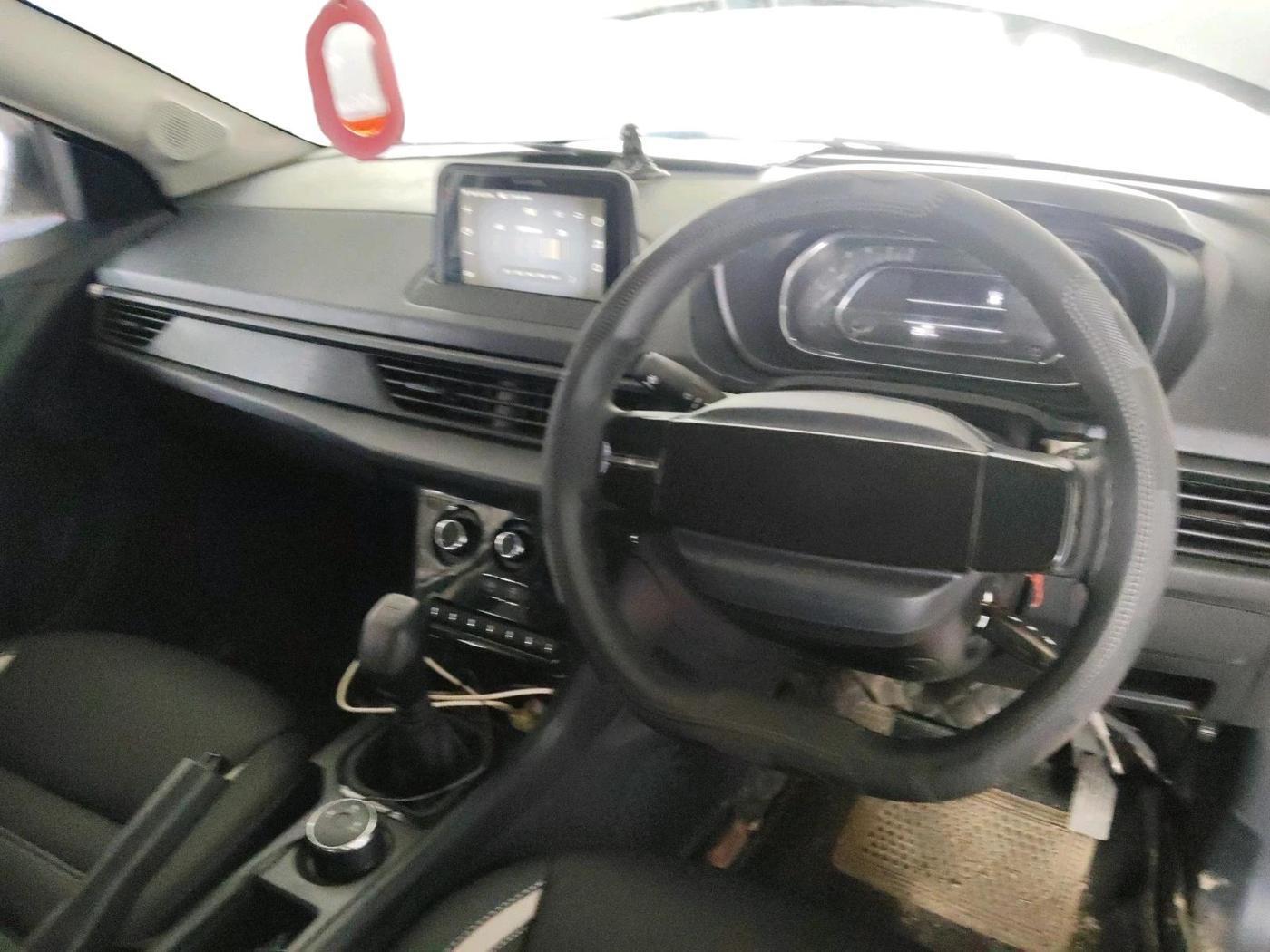 2026 Tata NEXON SMART+ 1.2 PETROL, Petrol, Manual, 2,591 km, interior