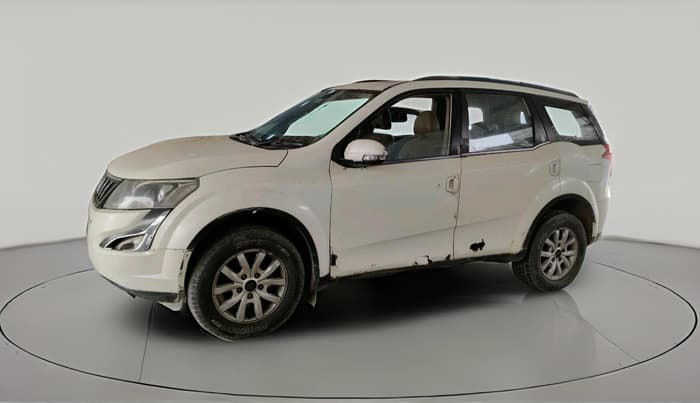 2015 Mahindra XUV500 W10, Diesel, Manual, 1,87,667 km, exterior
