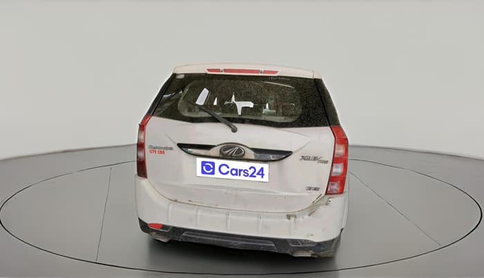 2015 Mahindra XUV500 W10, Diesel, Manual, 1,87,667 km, exterior