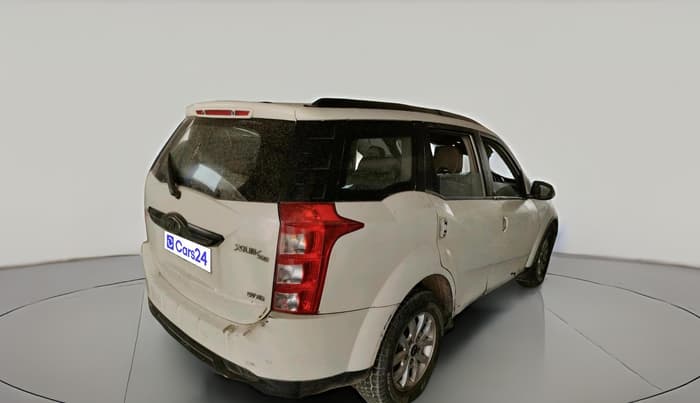 2015 Mahindra XUV500 W10, Diesel, Manual, 1,87,667 km, exterior