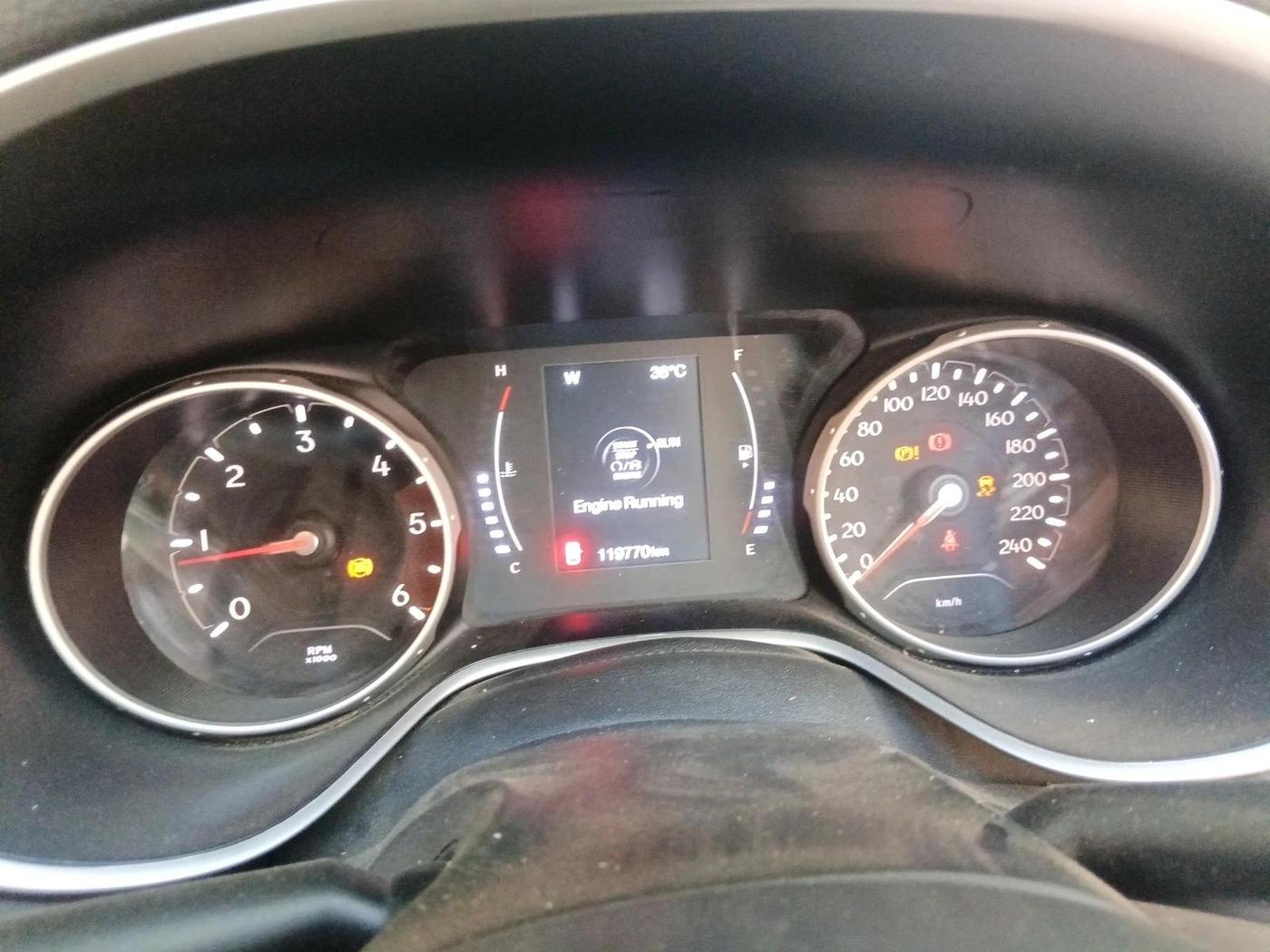 2018 Jeep Compass LIMITED 2.0 DIESEL, Diesel, Manual, 1,19,770 km, interior