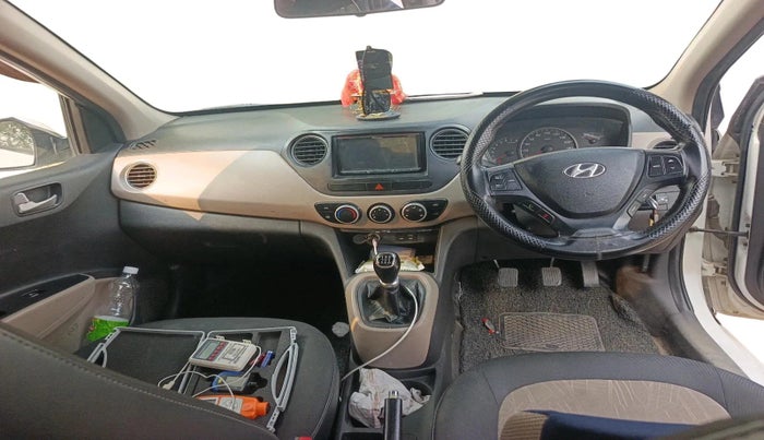 2016 Hyundai Grand i10 SPORTZ 1.2 KAPPA VTVT, CNG, Manual, 84,840 km, interior