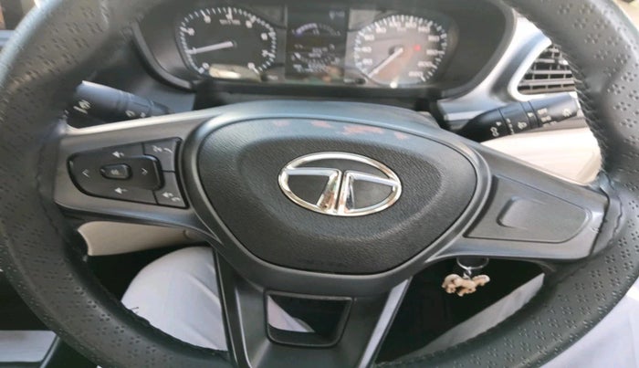 2022 Tata ALTROZ XM PLUS DIESEL, Diesel, Manual, 62,202 km, interior