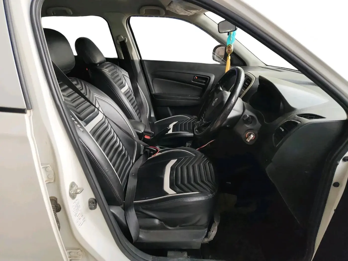 2021 Maruti Vitara Brezza LXI, Petrol, Manual, 77,642 km, interior