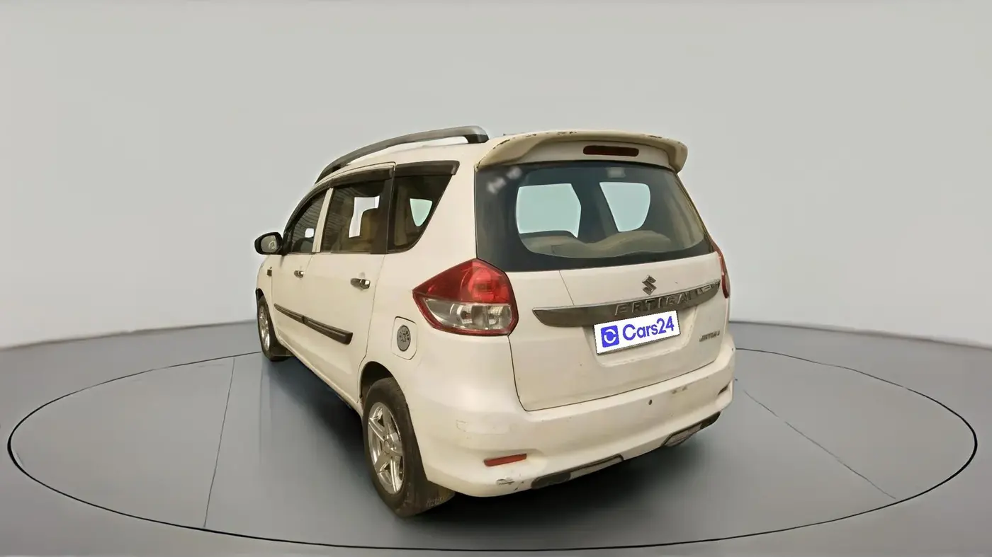 2017 Maruti Ertiga LXI, CNG, Manual, 2,40,941 km, exterior