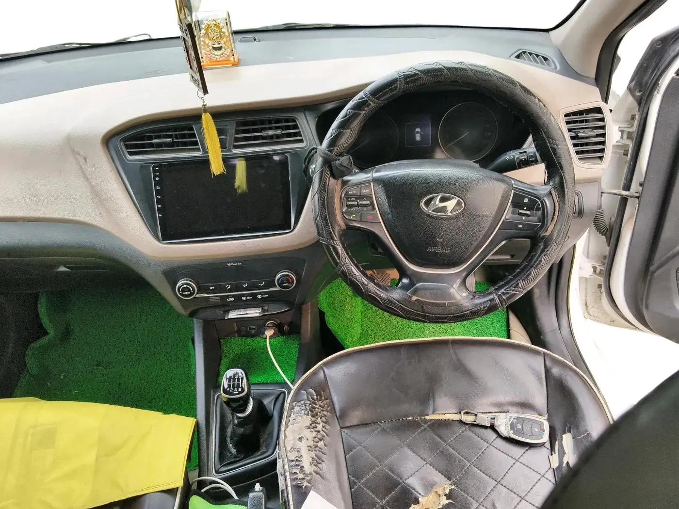 2017 Hyundai Elite i20 ASTA 1.4 CRDI (O), Diesel, Manual, 2,55,978 km, interior