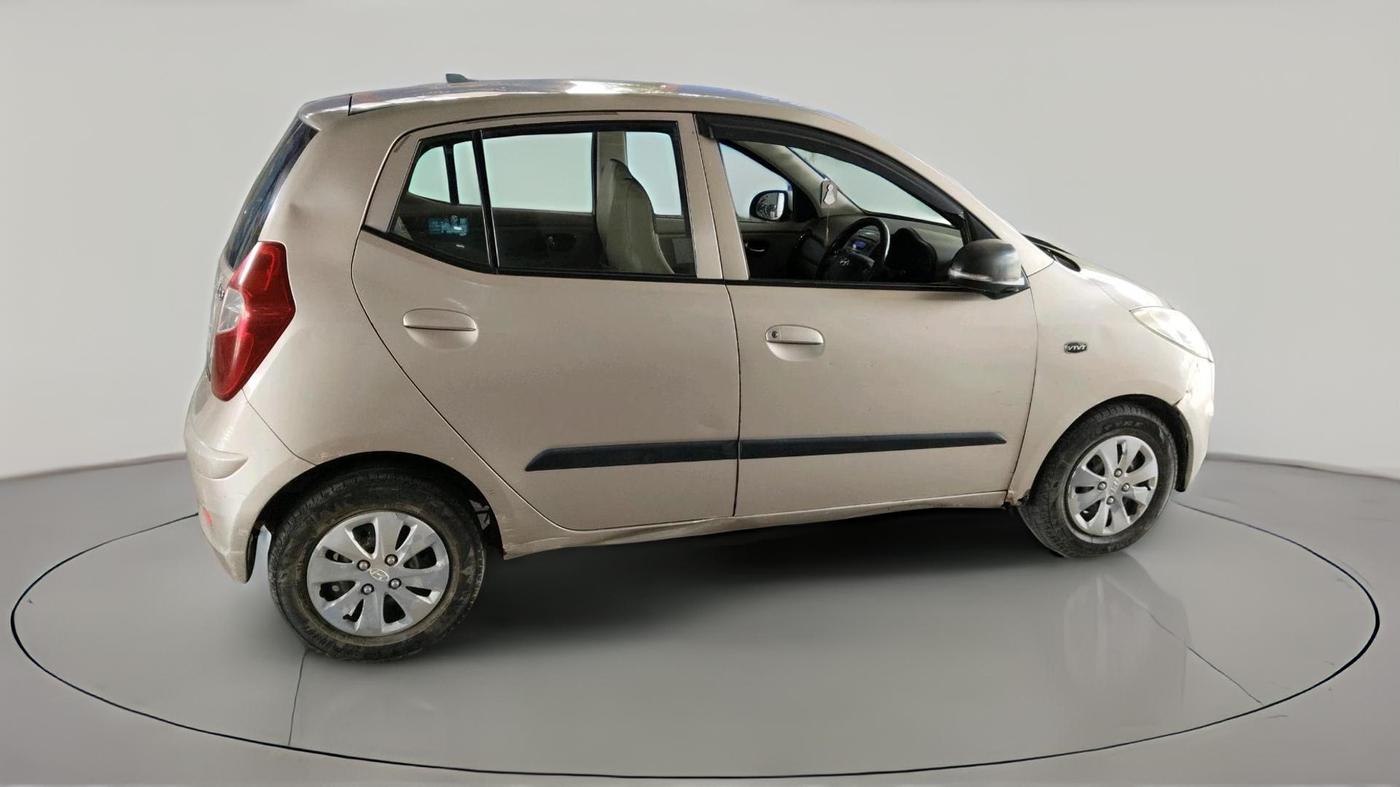 2012 Hyundai i10 MAGNA 1.2, CNG, Manual, 1,02,351 km, exterior