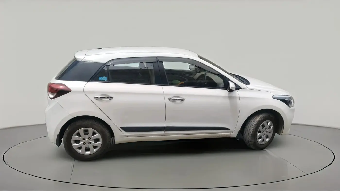 2015 Hyundai Elite i20 SPORTZ 1.2, Petrol, Manual, 38,918 km, exterior