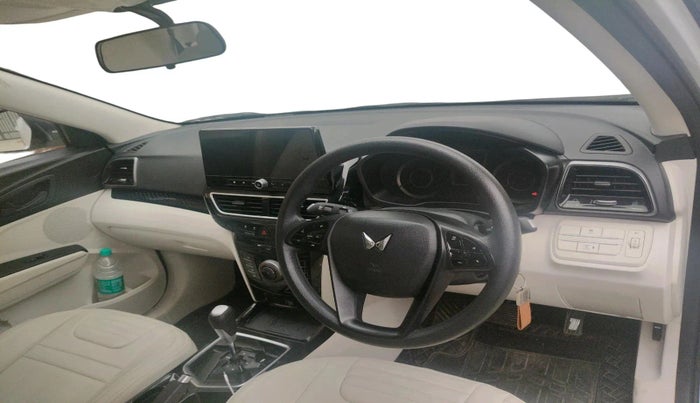 2024 Mahindra XUV 3XO MX3 1.5 Turbo Diesel Autoshift Plus, Diesel, Automatic, 30,061 km, interior