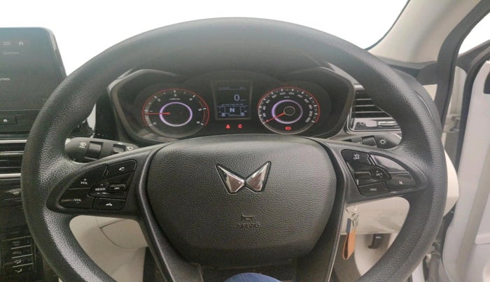 2024 Mahindra XUV 3XO MX3 1.5 Turbo Diesel Autoshift Plus, Diesel, Automatic, 30,061 km, interior