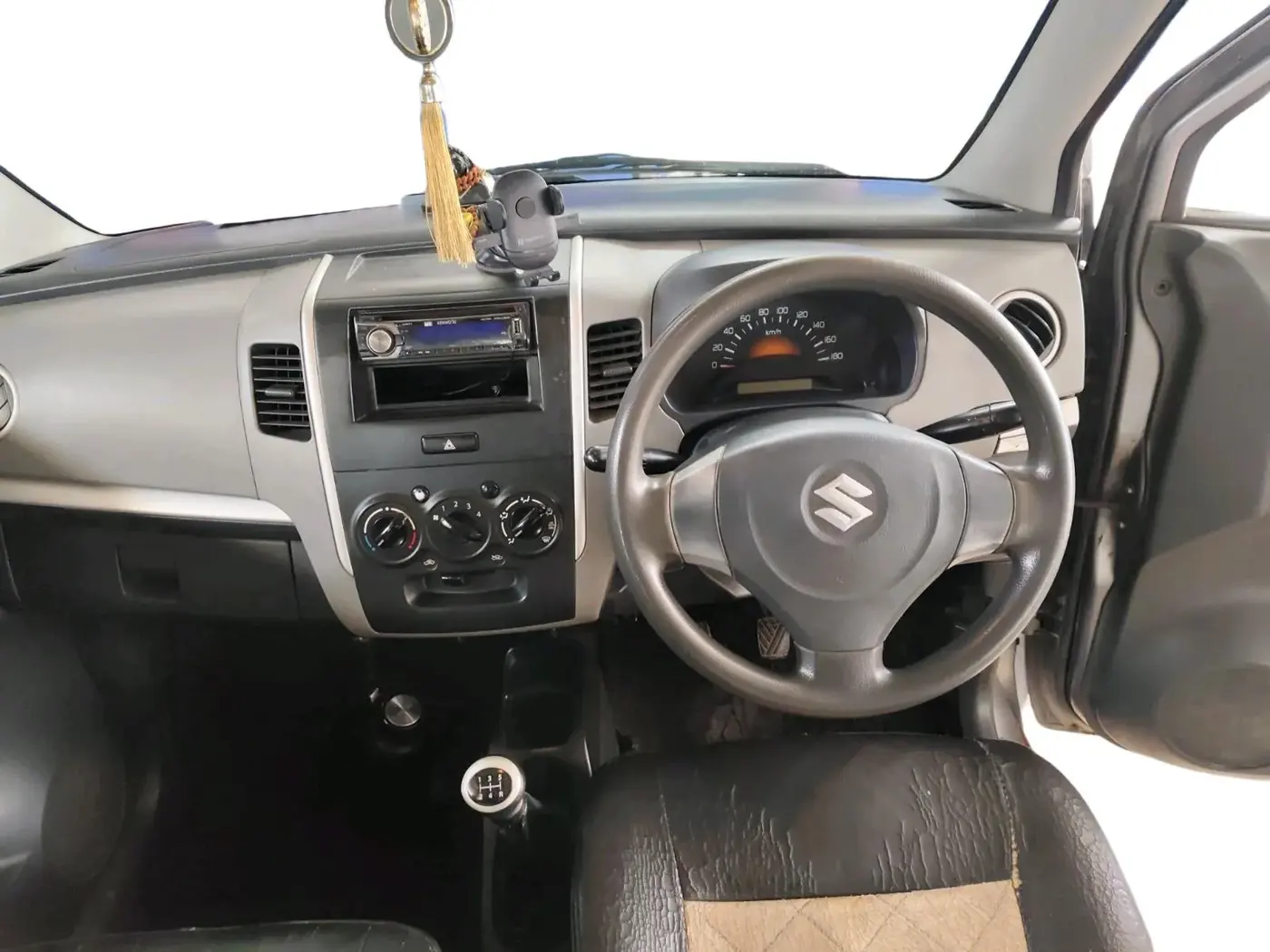 2012 Maruti Wagon R 1.0 LXI, CNG, Manual, 1,91,617 km, interior