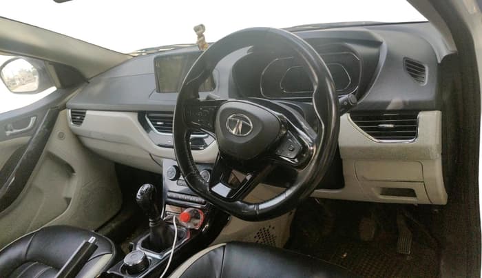 2021 Tata NEXON XZ PLUS PETROL SUNROOF, Petrol, Manual, 1,05,108 km, interior