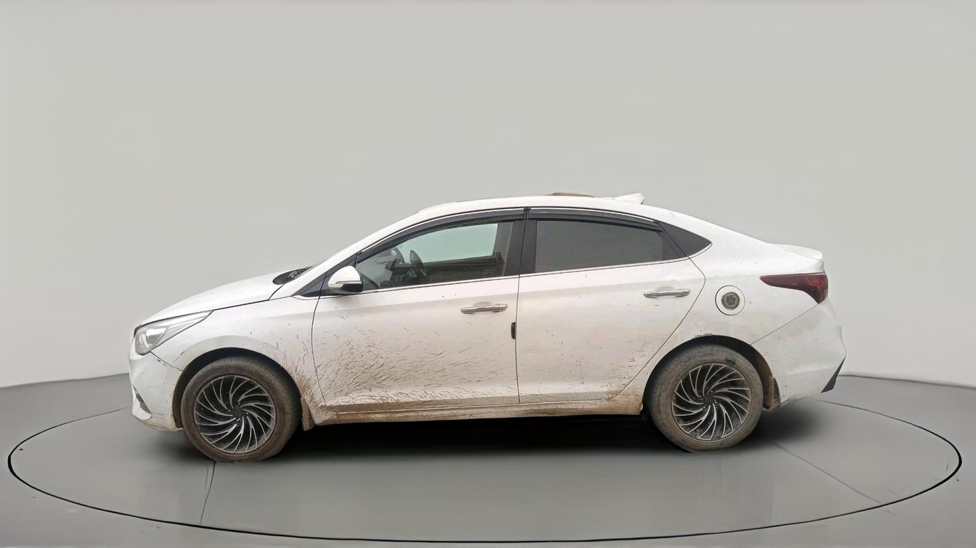 2018 Hyundai Verna 1.6 VTVT SX O, Petrol, Manual, 1,05,796 km, exterior