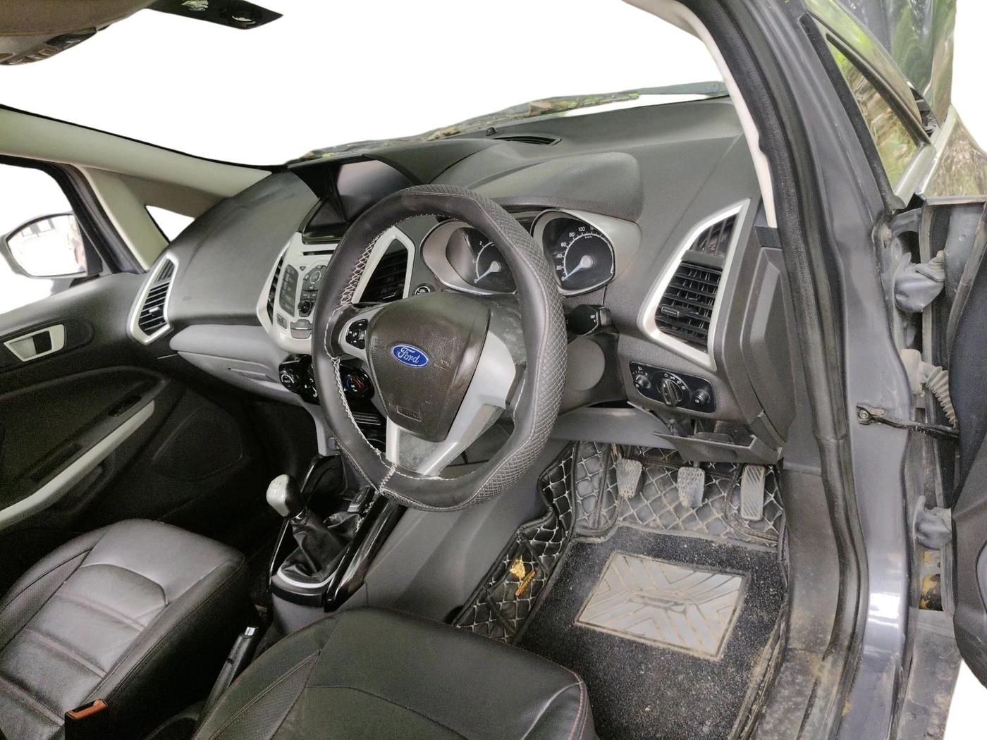 2017 Ford Ecosport AMBIENTE 1.5L DIESEL, Diesel, Manual, 1,48,824 km, interior