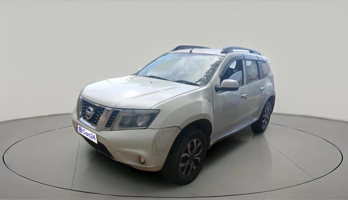 2016 Nissan Terrano XL O (D), Diesel, Manual, 1,80,329 km, exterior