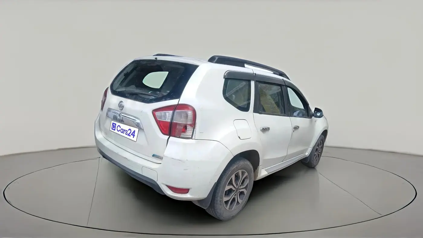 2016 Nissan Terrano XL O (D), Diesel, Manual, 1,80,329 km, exterior