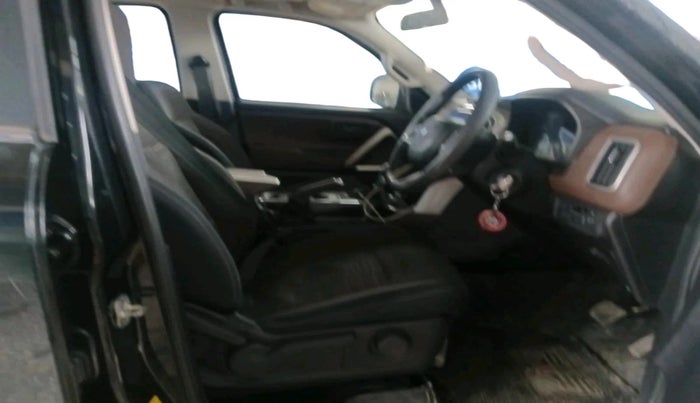 2023 Mahindra SCORPIO-N Z6 DIESEL AT 2WD 7 STR, Diesel, Automatic, 45,765 km, interior