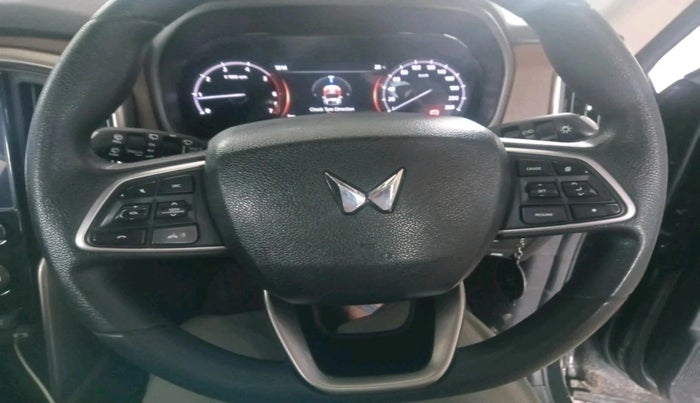 2023 Mahindra SCORPIO-N Z6 DIESEL AT 2WD 7 STR, Diesel, Automatic, 45,765 km, interior