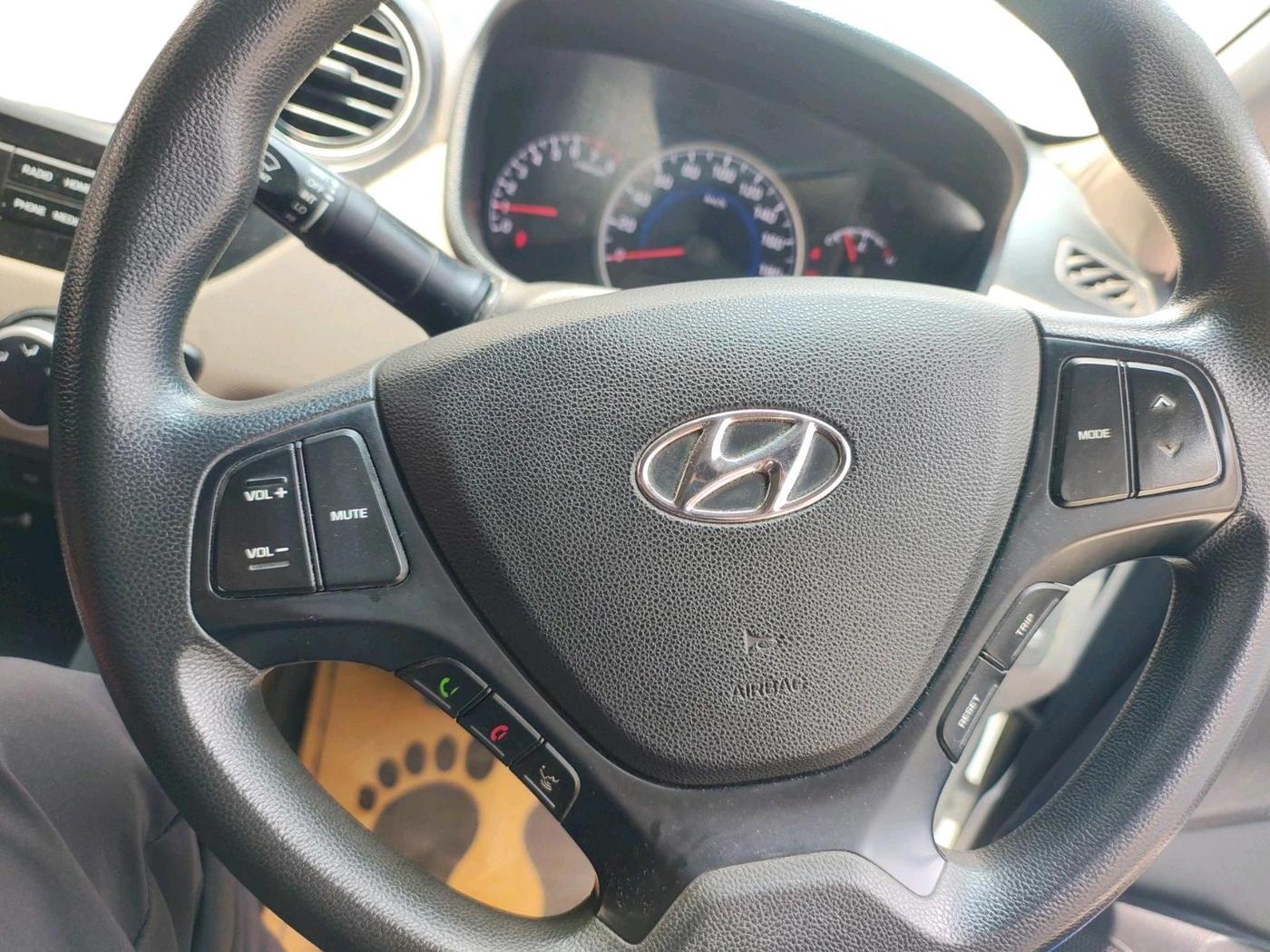 2020 Hyundai Grand i10 SPORTZ 1.2 KAPPA VTVT, Petrol, Manual, 25,608 km, interior