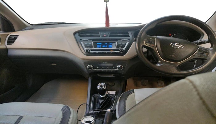 2016 Hyundai Elite i20 SPORTZ 1.4 CRDI, Diesel, Manual, 92,405 km, interior