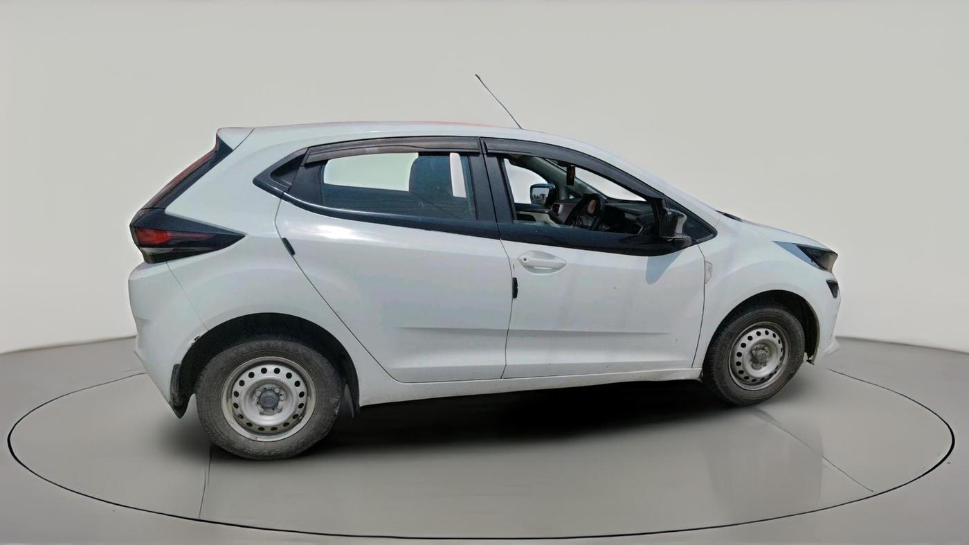 2023 Tata ALTROZ XE PETROL, Petrol, Manual, 61,488 km, exterior