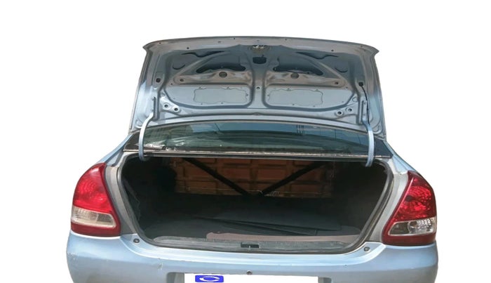 2011 Toyota Etios G, Petrol, Manual, 85,221 km, exterior