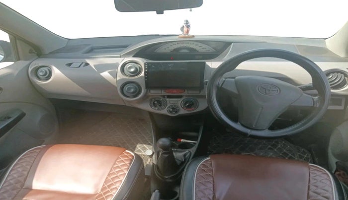 2011 Toyota Etios G, Petrol, Manual, 85,221 km, interior