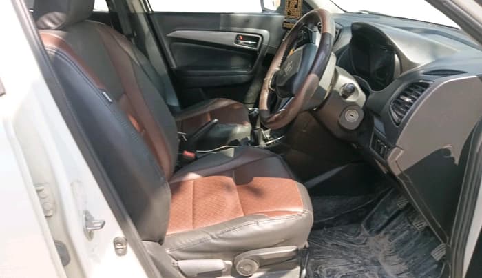 2019 Maruti Vitara Brezza ZDI, Diesel, Manual, 1,88,382 km, interior