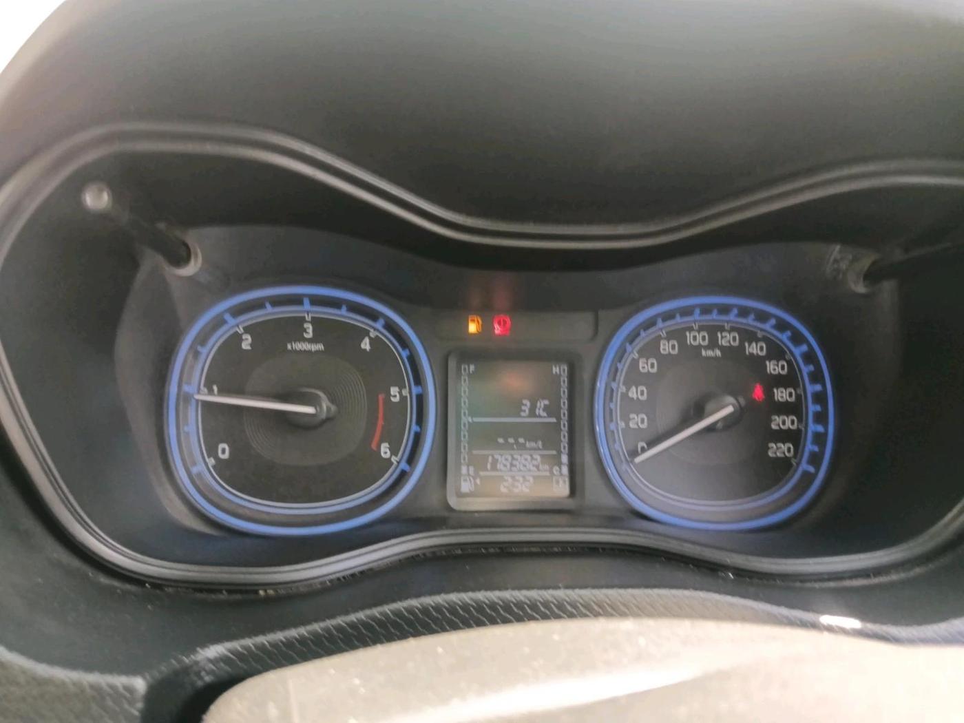 2019 Maruti Vitara Brezza ZDI, Diesel, Manual, 1,88,382 km, interior