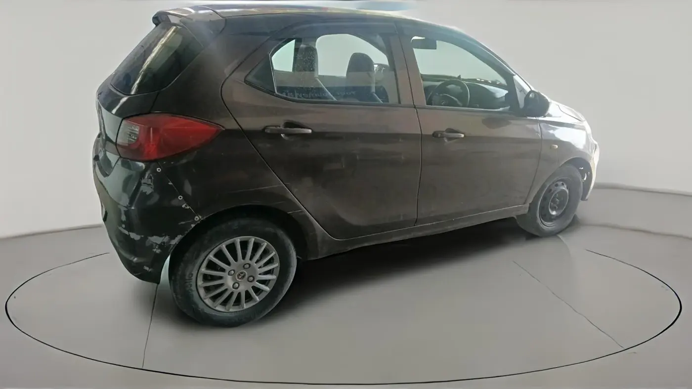 2017 Tata Tiago XT DIESEL, Diesel, Manual, 80,273 km, exterior