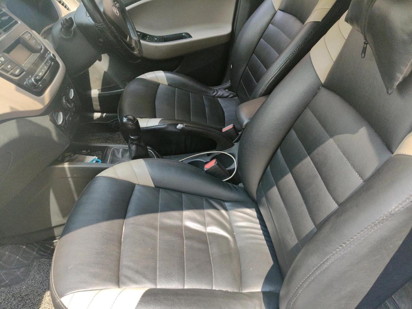 2018 Hyundai Elite i20 SPORTZ 1.2, Petrol, Manual, 1,23,437 km, interior