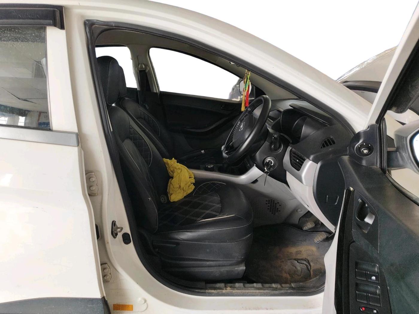 2019 Tata NEXON XM PETROL, Petrol, Manual, 64,479 km, interior