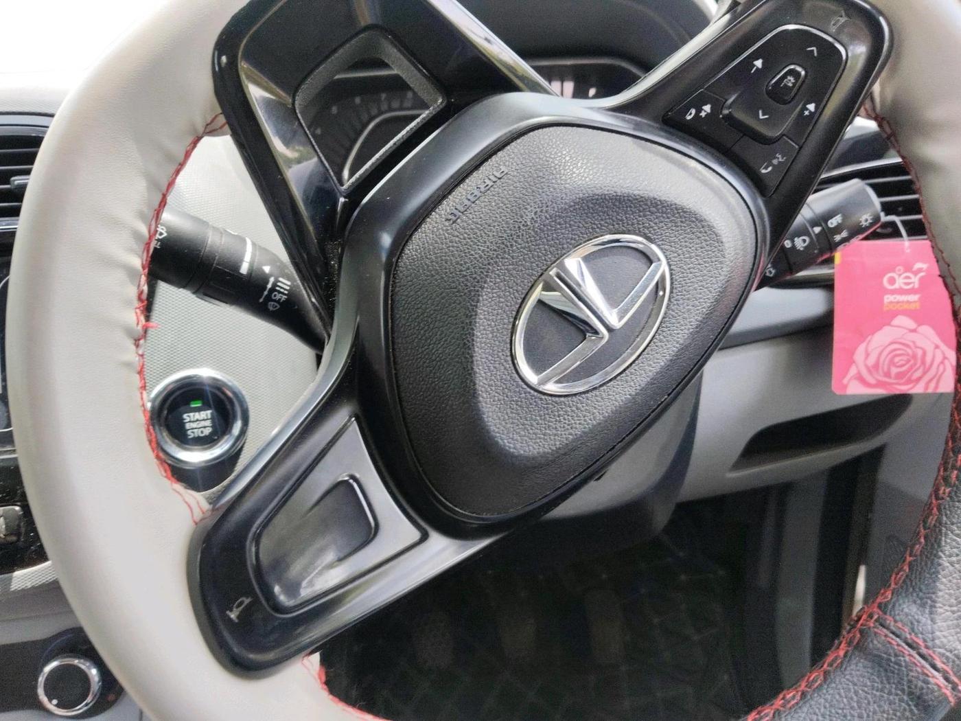 2022 Tata TIGOR XZ CNG, CNG, Manual, 64,014 km, interior