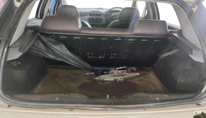 2015 Fiat Avventura ACTIVE MULTIJET 1.3, Diesel, Manual, 1,74,402 km, exterior