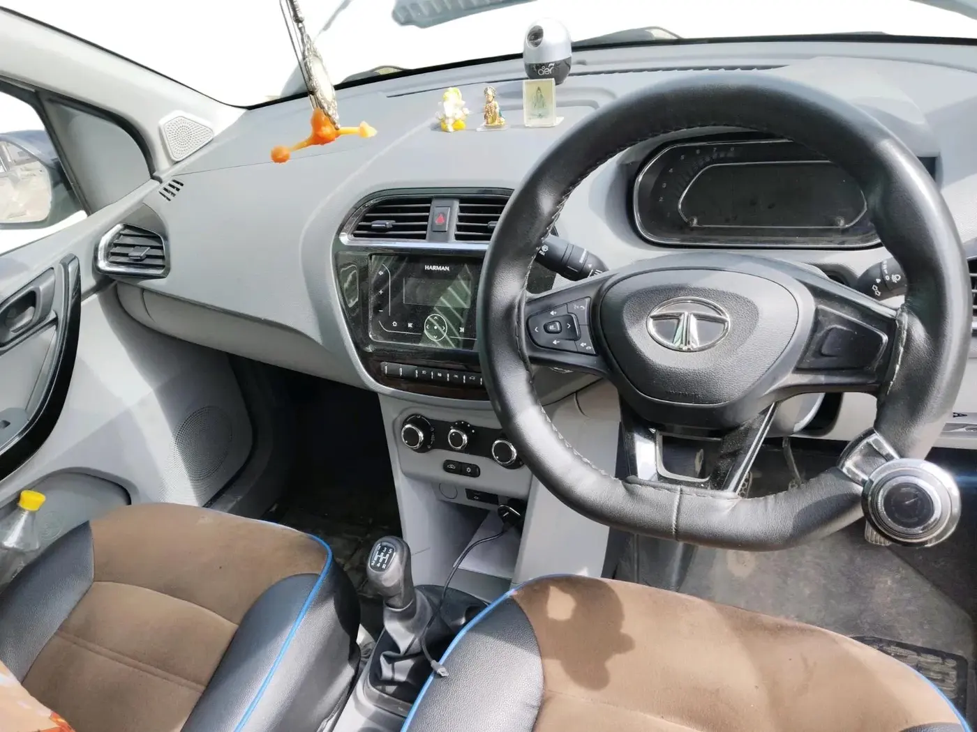 2022 Tata TIGOR XZ CNG, CNG, Manual, 34,709 km, interior