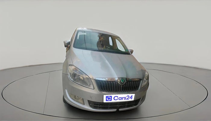 2013 Skoda Rapid AMBITION 1.6 TDI CR MT, Diesel, Manual, 1,30,357 km, exterior