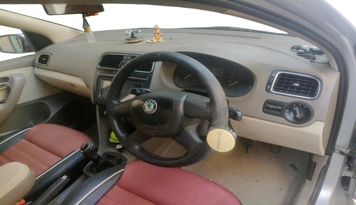 2013 Skoda Rapid AMBITION 1.6 TDI CR MT, Diesel, Manual, 1,30,357 km, interior