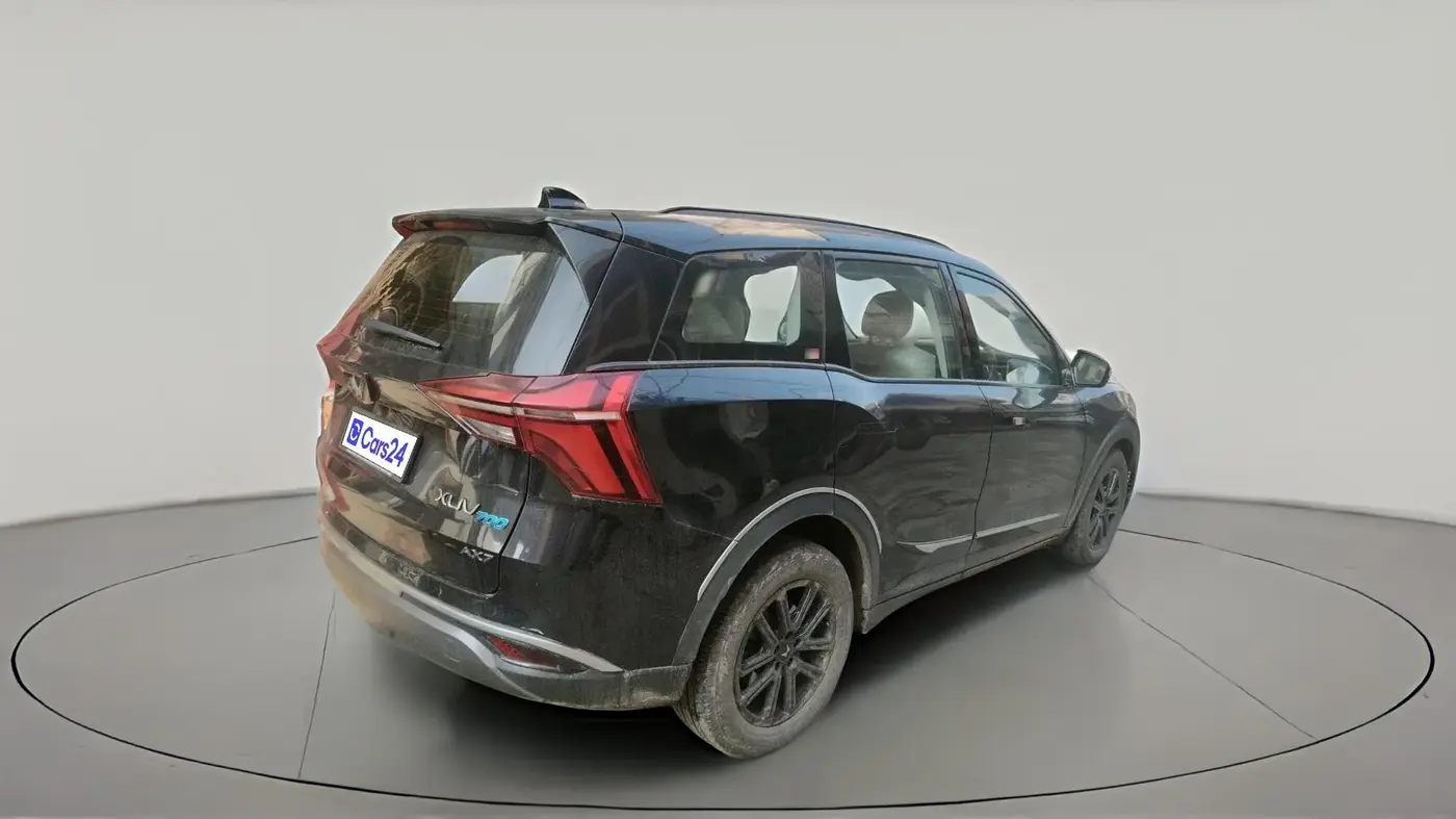 2024 Mahindra XUV700 AX 7 D AT 7 STR, Diesel, Automatic, 16,457 km, exterior