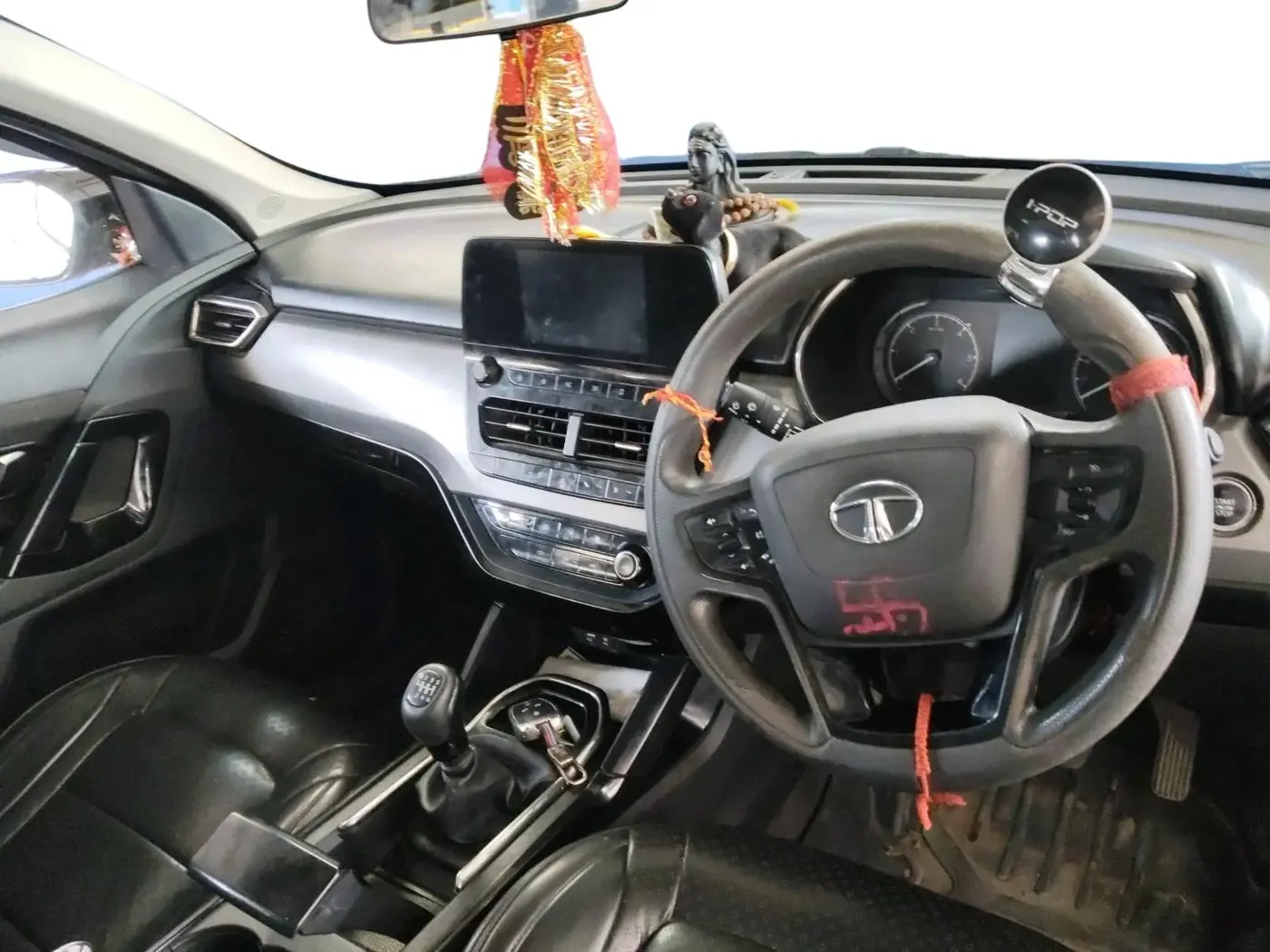 2021 Tata Harrier XT PLUS 2.0L KRYOTEC DARK EDITON, Diesel, Manual, 1,47,000 km, interior