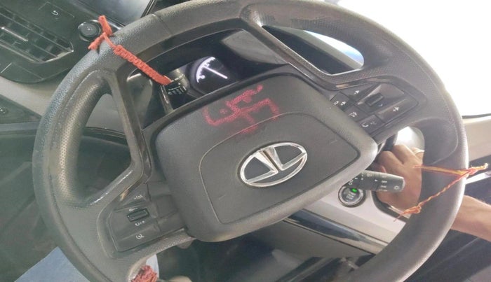 2021 Tata Harrier XT PLUS 2.0L KRYOTEC DARK EDITON, Diesel, Manual, 1,47,000 km, interior