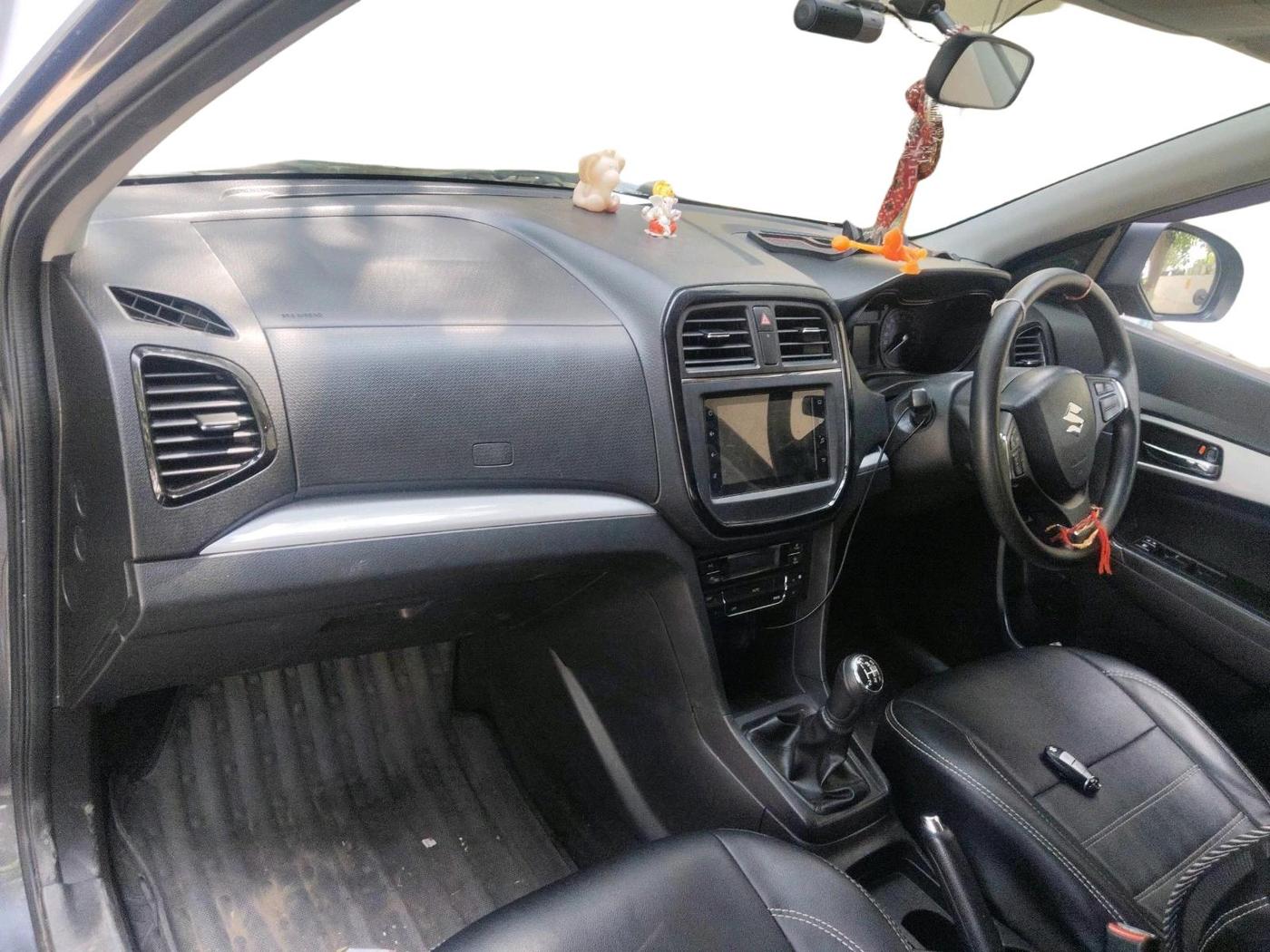 2020 Maruti Vitara Brezza ZXI, Petrol, Manual, 56,787 km, interior