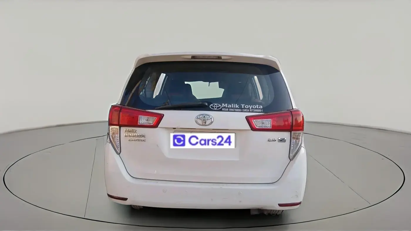 2016 Toyota Innova Crysta 2.8 ZX AT 7 STR, Diesel, Automatic, 2,32,118 km, exterior