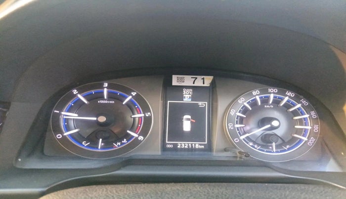 2016 Toyota Innova Crysta 2.8 ZX AT 7 STR, Diesel, Automatic, 2,32,118 km, interior