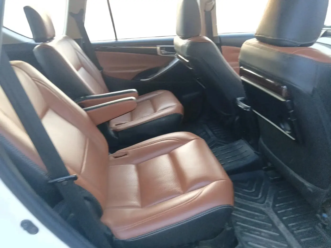 2016 Toyota Innova Crysta 2.8 ZX AT 7 STR, Diesel, Automatic, 2,32,118 km, interior