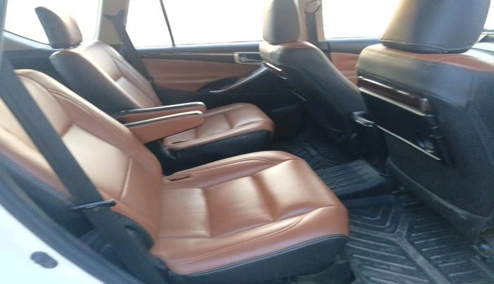 2016 Toyota Innova Crysta 2.8 ZX AT 7 STR, Diesel, Automatic, 2,32,118 km, interior